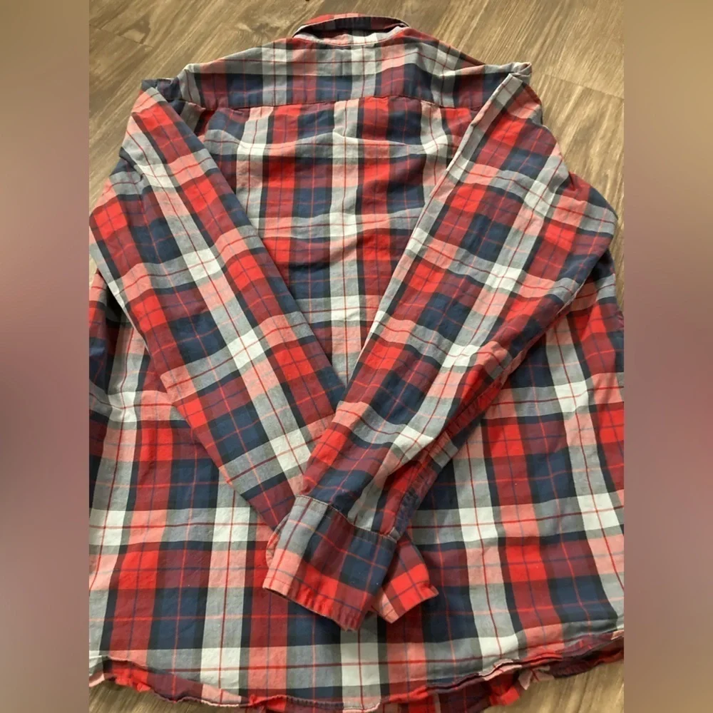 J. Crew Slim‎ Fit Large Button Down Shirt